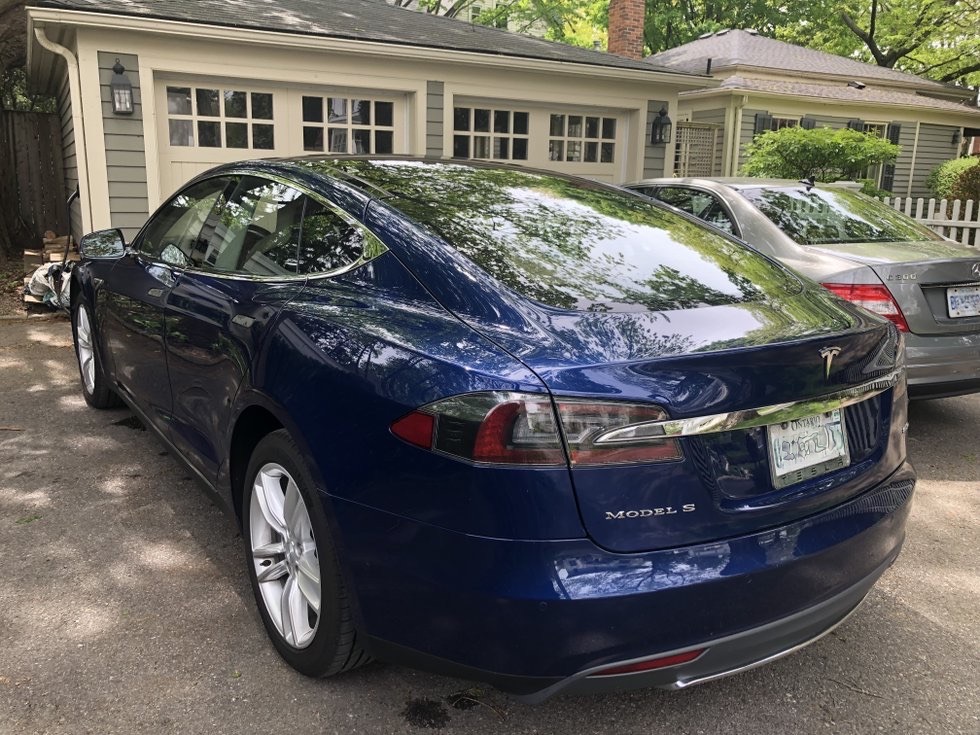 2015 Tesla Model S 85D | Oakville News C.S.